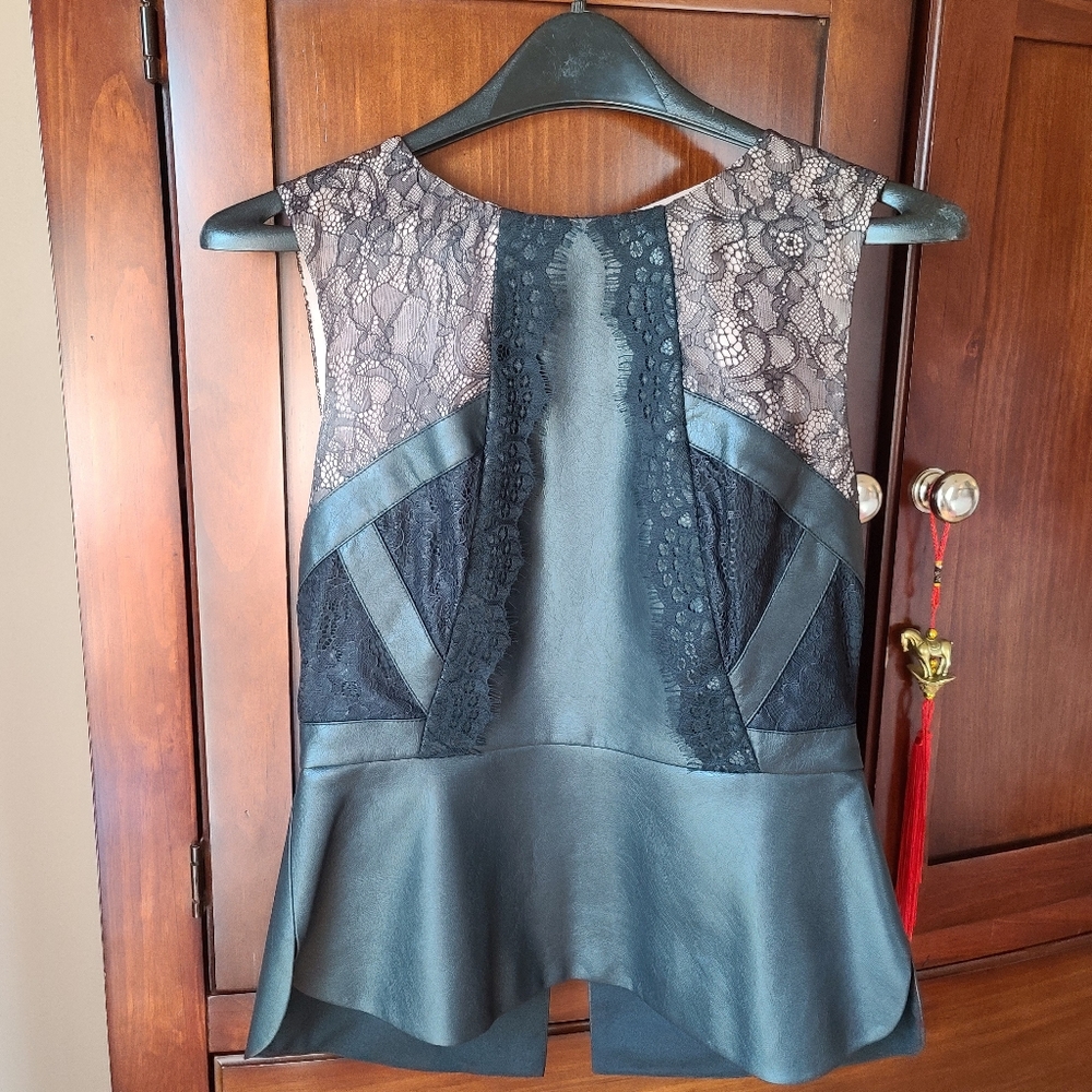 BCBG MAX AZRIA blouse